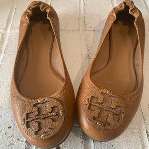 Tory Burch Flats (Camel)